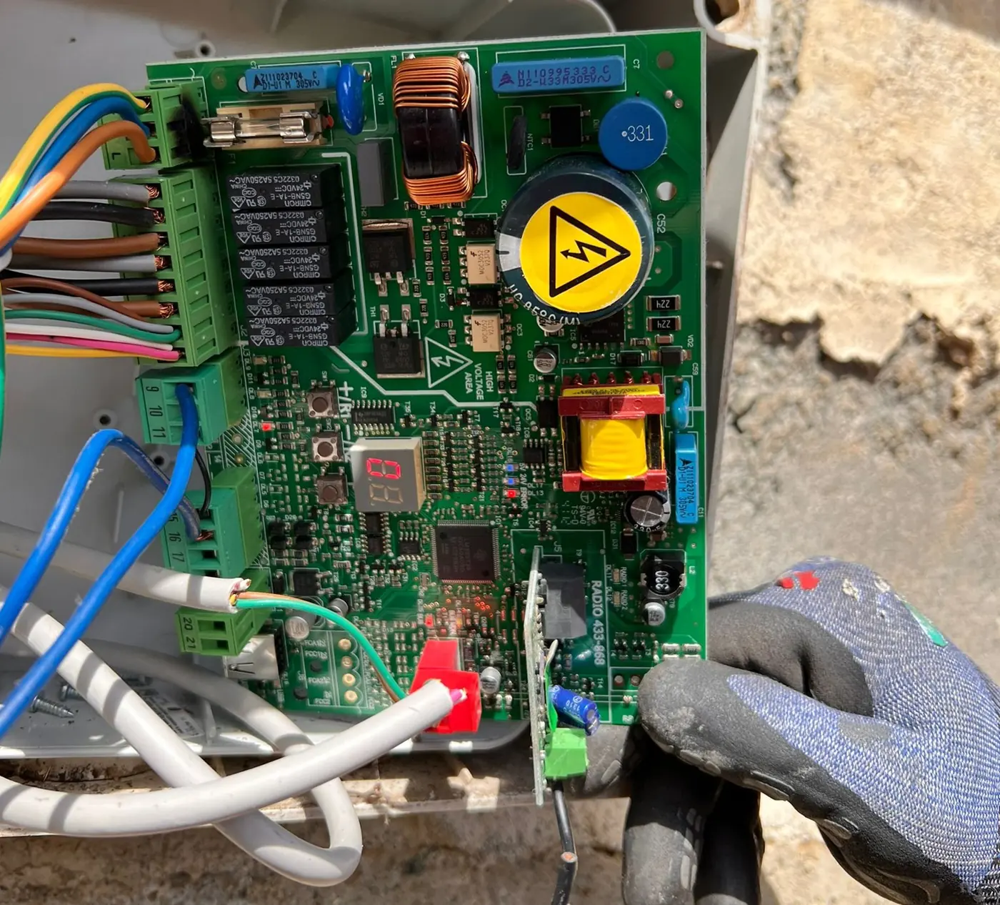 Riparazione centralina di un cancello automatico a Forlì